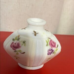 Fenton Charleton Rosenmilchglas und Amethystglas handbemalte Blumen Parfümflasch